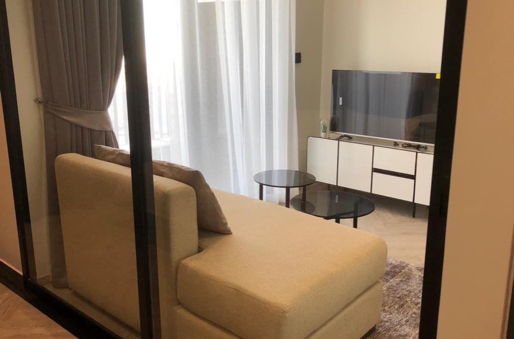 For RentCondoWongwianyai, Charoennakor : For rent✨Chapter Charoennakhon - Riverside✨Convenient transportation, near BTS Krung Thonburi, complete with furniture and electrical appliances.