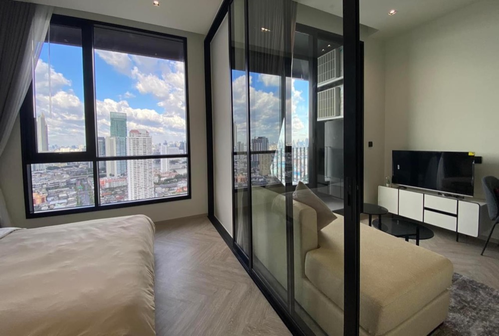 For RentCondoWongwianyai, Charoennakor : For rent✨Chapter Charoennakhon - Riverside✨Convenient transportation, near BTS Krung Thonburi, complete with furniture and electrical appliances.