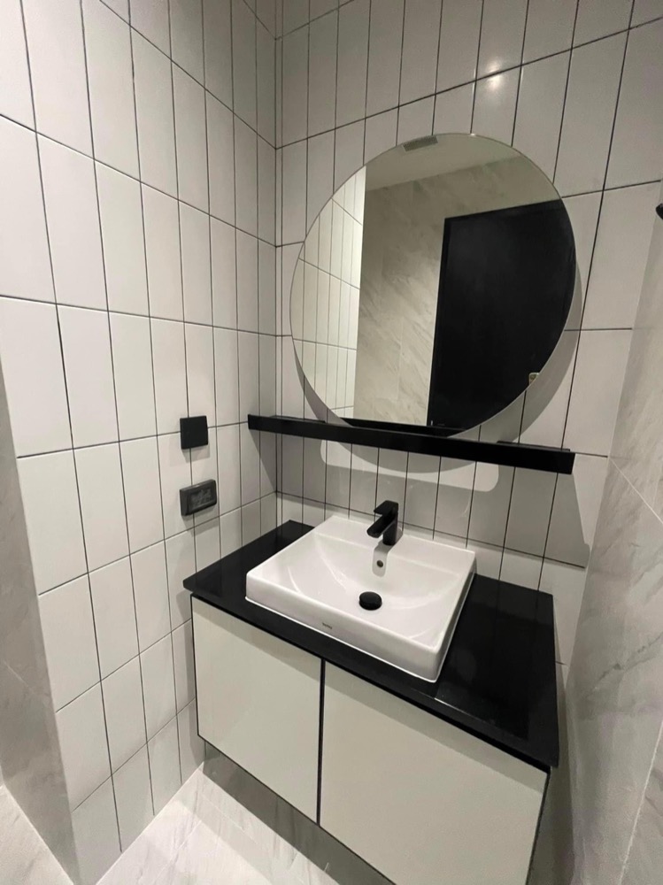 For RentCondoWongwianyai, Charoennakor : For rent🔥Chapter Charoennakhon - Riverside🔥Chao Phraya River view Fully decorated with furniture Complete electrical appliances