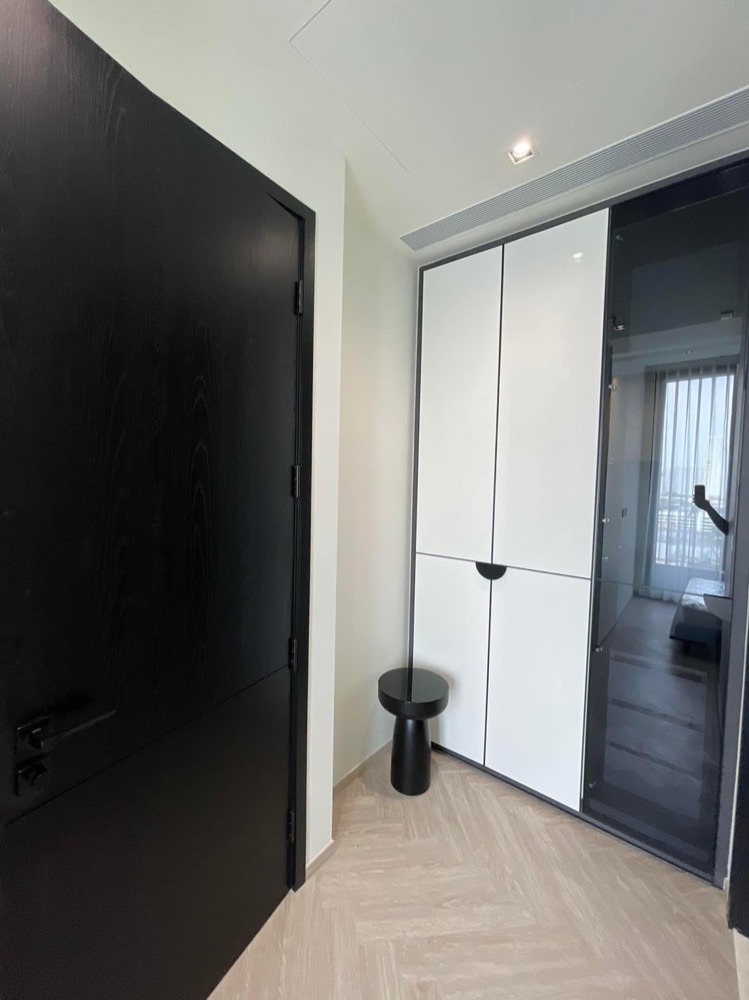 For RentCondoWongwianyai, Charoennakor : For rent🔥Chapter Charoennakhon - Riverside🔥Chao Phraya River view Fully decorated with furniture Complete electrical appliances