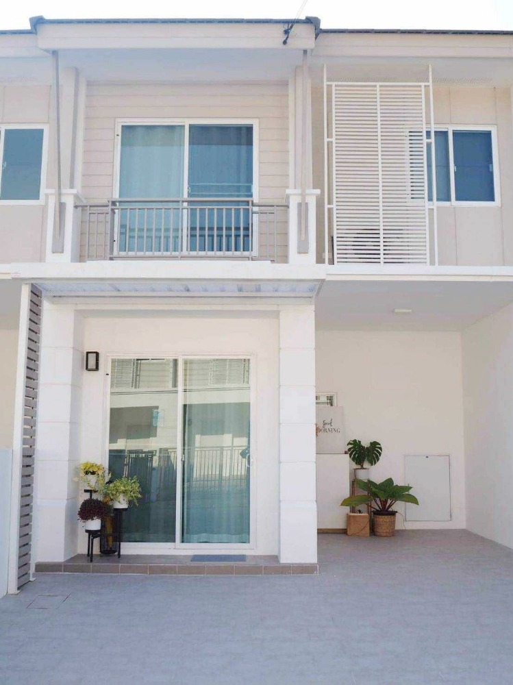 For RentTownhomeChiang Mai : Townhome for rent near by 5 min to Payap University, No.6H219