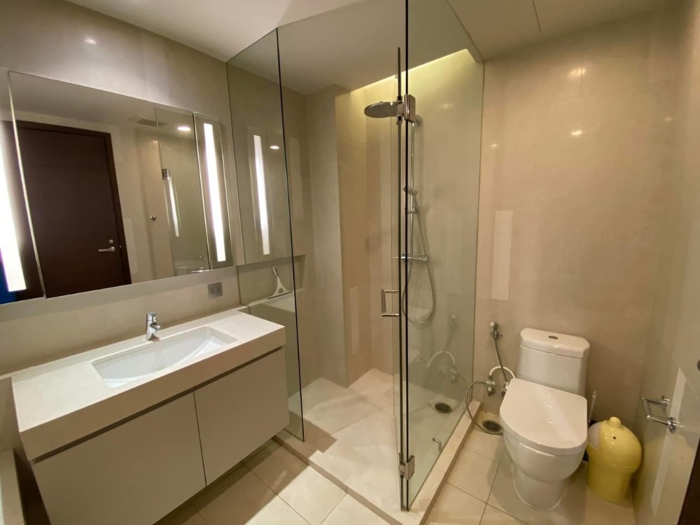 For RentCondoSukhumvit, Asoke, Thonglor : 🔥Good deal in prime area on the Main Street of Thonglor, Quattro by Sansiri surrounding with many popular restaurants and coffee shop, not far from BTS , nice decoration, ready to move in