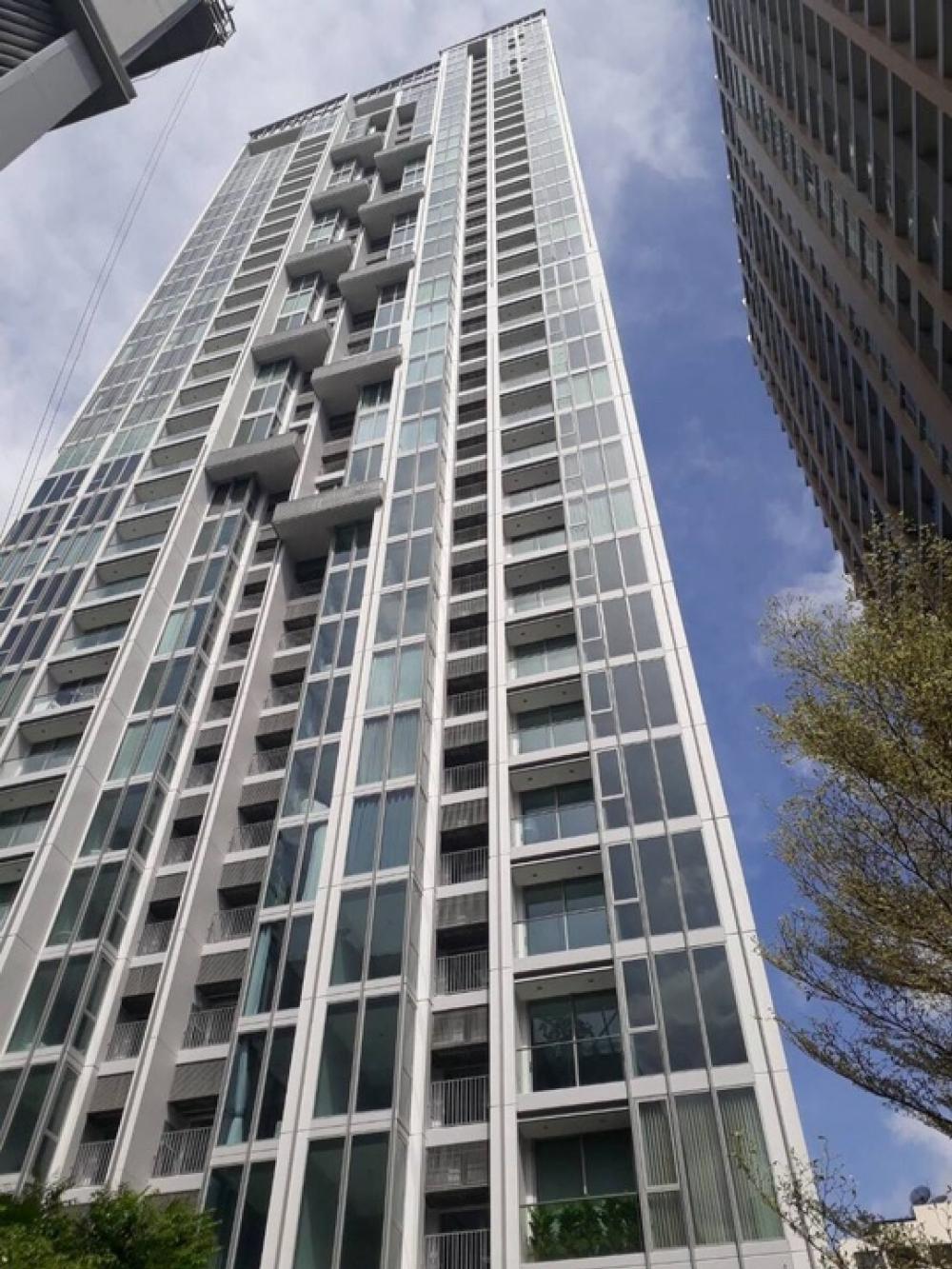 ขายคอนโดนานา : 🗝️ขายห้องพร้อมผู้เช่า!! Saleห้องมุม!Hyde 11 luxury condo near BTS Nana ,Prime Area ขายด่วน!! พร้อมผู้เช่า คอนโดหรู ใจกลางสุขุมวิท ไฮด์ 11 สุขุมวิท 11 ห้องมุม วิวสวย ฝั่งเพลิตจิต ชั้น 19 (รับ co-agent)