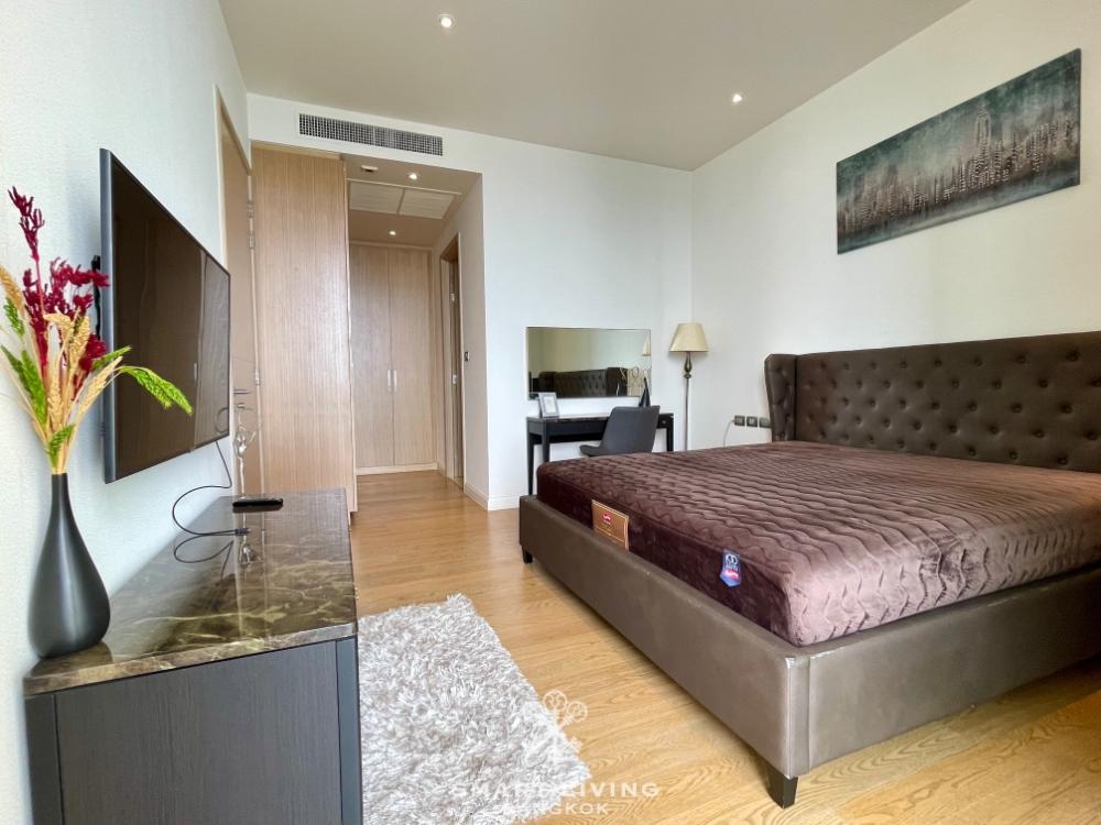 For RentCondoWongwianyai, Charoennakor : ⭐Relaxing with river view, near Iconsiam Nice decoration, fully furnished, ready to move in 60K