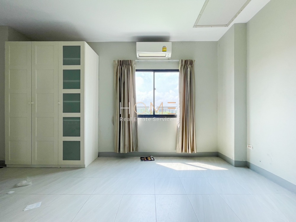 ขายทาวน์โฮมมีนบุรี-ร่มเกล้า : ทาวน์โฮม นลิน แกรนด์ อเวนิว วงแหวน - พระราม 9 / 3 ห้องนอน (ขาย), Nalin Grand Avenue Wongwaen - Rama 9 / Townhome 3 Bedrooms (FOR SALE) AA435