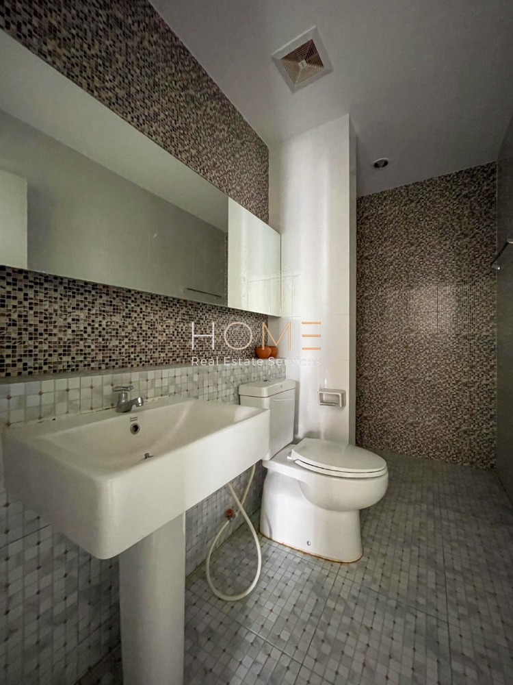 ขายทาวน์โฮมมีนบุรี-ร่มเกล้า : ทาวน์โฮม นลิน แกรนด์ อเวนิว วงแหวน - พระราม 9 / 3 ห้องนอน (ขาย), Nalin Grand Avenue Wongwaen - Rama 9 / Townhome 3 Bedrooms (FOR SALE) AA435