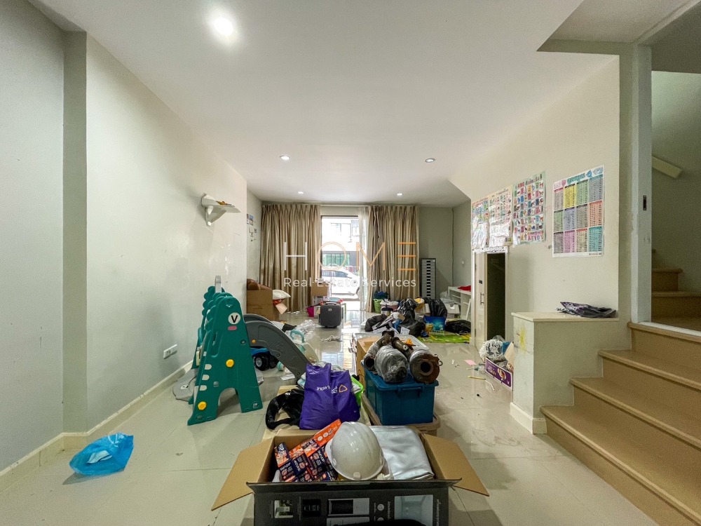 ขายทาวน์โฮมมีนบุรี-ร่มเกล้า : ทาวน์โฮม นลิน แกรนด์ อเวนิว วงแหวน - พระราม 9 / 3 ห้องนอน (ขาย), Nalin Grand Avenue Wongwaen - Rama 9 / Townhome 3 Bedrooms (FOR SALE) AA435