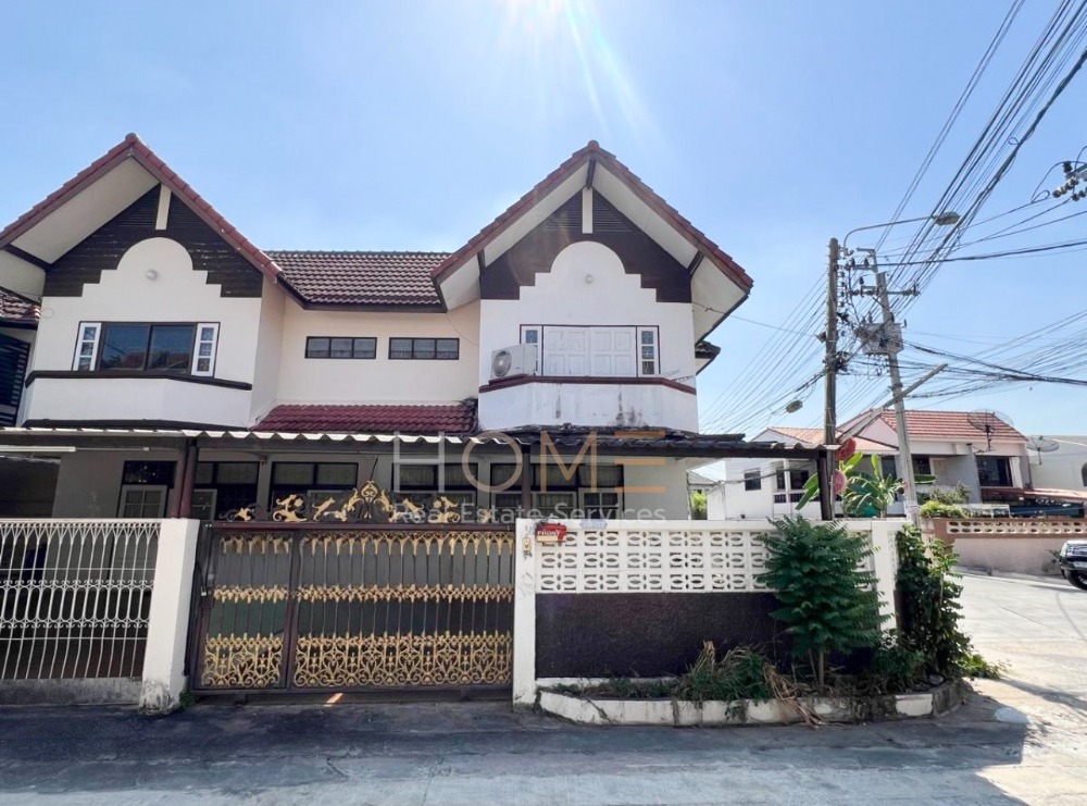 ขายทาวน์โฮมพัฒนาการ ศรีนครินทร์ : ทาวน์เฮ้าส์ พัฒนาการ 63 / 3 ห้องนอน (ขาย), Townhouse Pattanakarn 63 / 3 Bedrooms (FOR SALE) PALM766