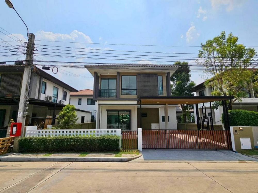ขายบ้านนวมินทร์ รามอินทรา : ขายบ้านเดี่ยวหลังใหญ่ 2 ชั้น หมู่บ้านฮาบิเทีย ออร์บิท หทัยราษฎร์ โครงการแสนสิริ สามวาตะวันออก คลองสามวา เรียบด่วนกาญจนาภิเษก วงแหวนรอบนอก  ซาฟารีเวิลด์ โรงเรียนนานาชาติร่วมฤดี สนามบินดอนเมือง สนามกอล์ฟปัญญาอินทรา โรงพยาบาลสินแพทย์,นพรัตน์ ลำลูกกา สายไหม