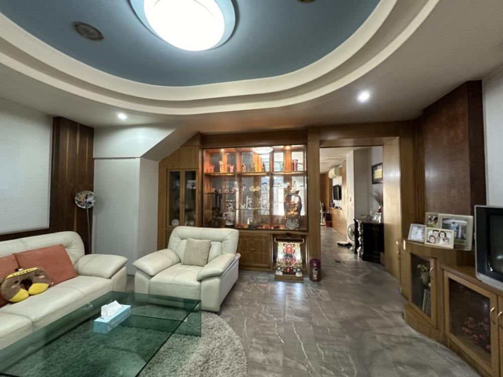 ขายทาวน์โฮมพระราม 3 สาธุประดิษฐ์ : 🏠For Sale🏠💠ขายทาวน์โฮมหมู่บ้านภัทราวิลล่า 2 ซอยแฉล้มนิมิตร 5 กรุงเทพมหานคร (Pattra Villa 2 Soi Chalerm Nimit 5 Bangkok )