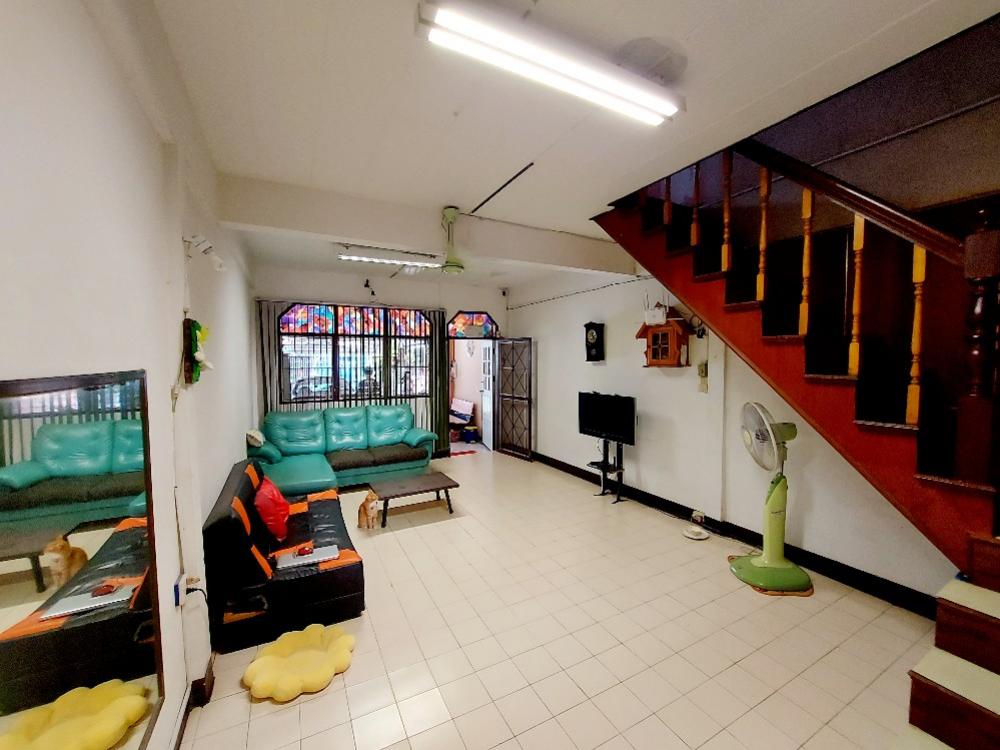 For SaleTownhomePhutthamonthon, Salaya : For sale: Townhouse, Phra Pin 2, Borommaratchachonnani 70, size 22 sq m., good location, convenient transportation, both elevated and expressways.