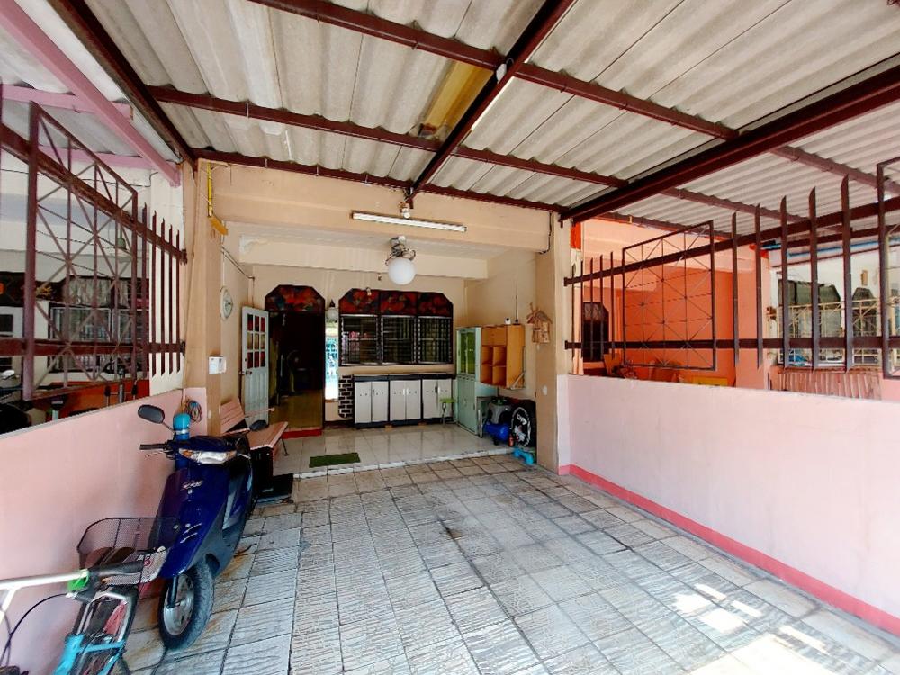 For SaleTownhomePhutthamonthon, Salaya : For sale: Townhouse, Phra Pin 2, Borommaratchachonnani 70, size 22 sq m., good location, convenient transportation, both elevated and expressways.