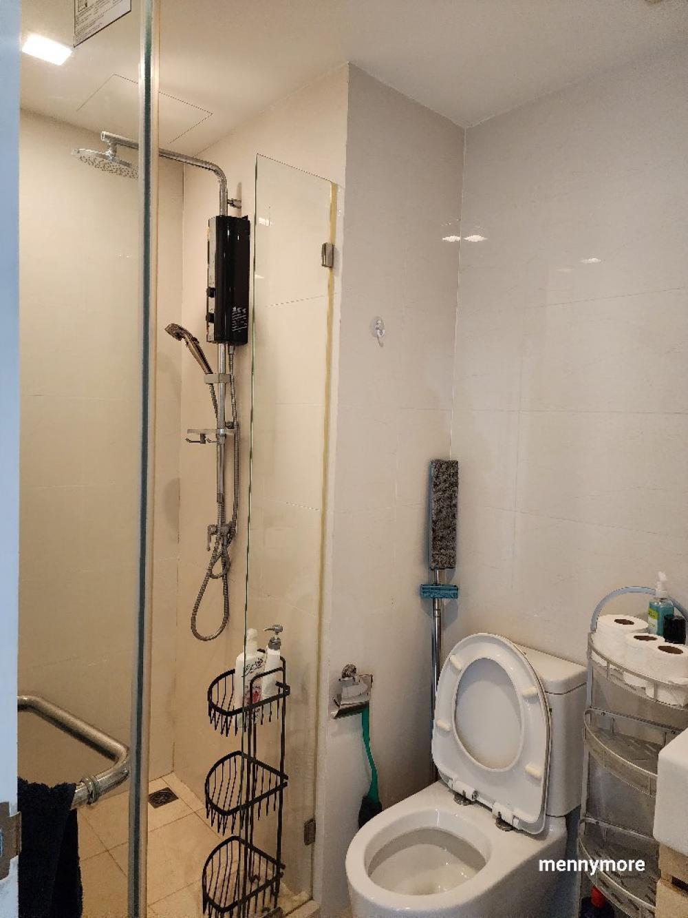 For RentCondoRatchadapisek, Huaikwang, Suttisan : Metro Luxe Ratchada🔥🔥Rent 24,000 baht/month 🔥🔥#Location✅Near 𝗠 𝗥𝗧 Huai Khwang 𝟲𝟬𝟬 meters ✅ near Suthisan 𝟱𝟱𝟬 meters #Details​ ✅ Room size 45 sq m., 6th floor, building A ✅ 2 bedrooms, 1 bathroom, has a kitchen for cooking comfortably. ✅ Free common fees. 