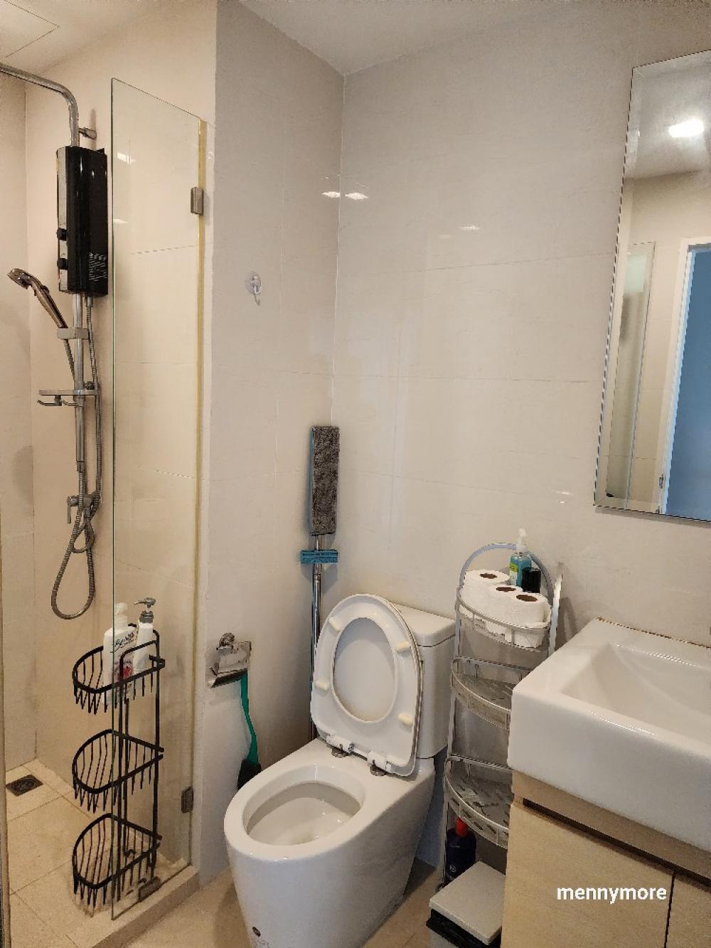 For RentCondoRatchadapisek, Huaikwang, Suttisan : Metro Luxe Ratchada🔥🔥Rent 24,000 baht/month 🔥🔥#Location✅Near 𝗠 𝗥𝗧 Huai Khwang 𝟲𝟬𝟬 meters ✅ near Suthisan 𝟱𝟱𝟬 meters #Details​ ✅ Room size 45 sq m., 6th floor, building A ✅ 2 bedrooms, 1 bathroom, has a kitchen for cooking comfortably. ✅ Free common fees. 