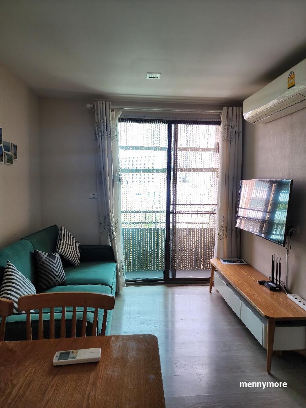 For RentCondoRatchadapisek, Huaikwang, Suttisan : Metro Luxe Ratchada🔥🔥Rent 24,000 baht/month 🔥🔥#Location✅Near 𝗠 𝗥𝗧 Huai Khwang 𝟲𝟬𝟬 meters ✅ near Suthisan 𝟱𝟱𝟬 meters #Details​ ✅ Room size 45 sq m., 6th floor, building A ✅ 2 bedrooms, 1 bathroom, has a kitchen for cooking comfortably. ✅ Free common fees. 