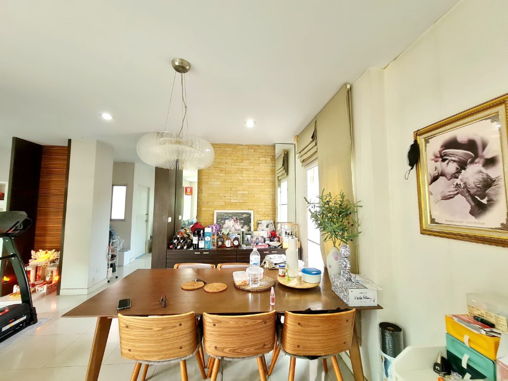 ขายบ้านโชคชัย4 ลาดพร้าว71 : ขายบ้านเดี่ยว หมู่บ้านไพรเวทเนอวานา ลาดพร้าว หลังมุม ซอยโยธินพัฒนา 9