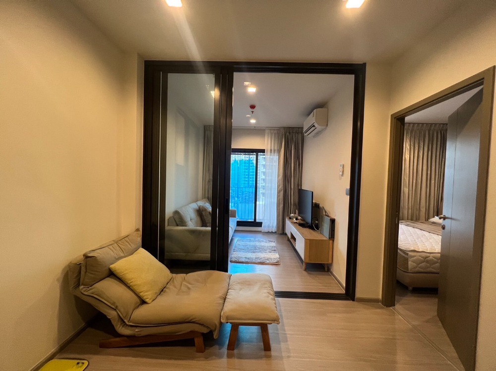 ให้เช่าคอนโดพระราม 9 เพชรบุรีตัดใหม่ RCA : ให้เช่า 𝐋𝐢𝐟𝐞 𝐀𝐬𝐨𝐤𝐞 𝐇𝐲𝐩𝐞 🍀ห้องสวย 𝟭 𝗕𝗲𝗱 𝗣𝗹𝘂𝘀