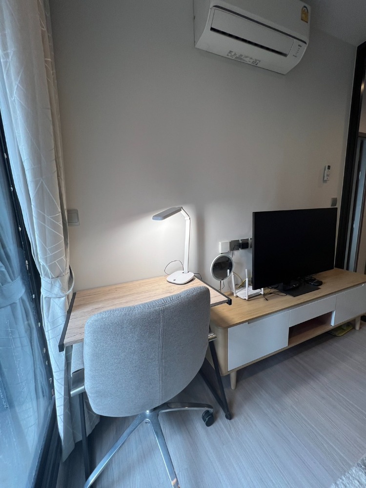 ให้เช่าคอนโดพระราม 9 เพชรบุรีตัดใหม่ RCA : ให้เช่า 𝐋𝐢𝐟𝐞 𝐀𝐬𝐨𝐤𝐞 𝐇𝐲𝐩𝐞 🍀ห้องสวย 𝟭 𝗕𝗲𝗱 𝗣𝗹𝘂𝘀