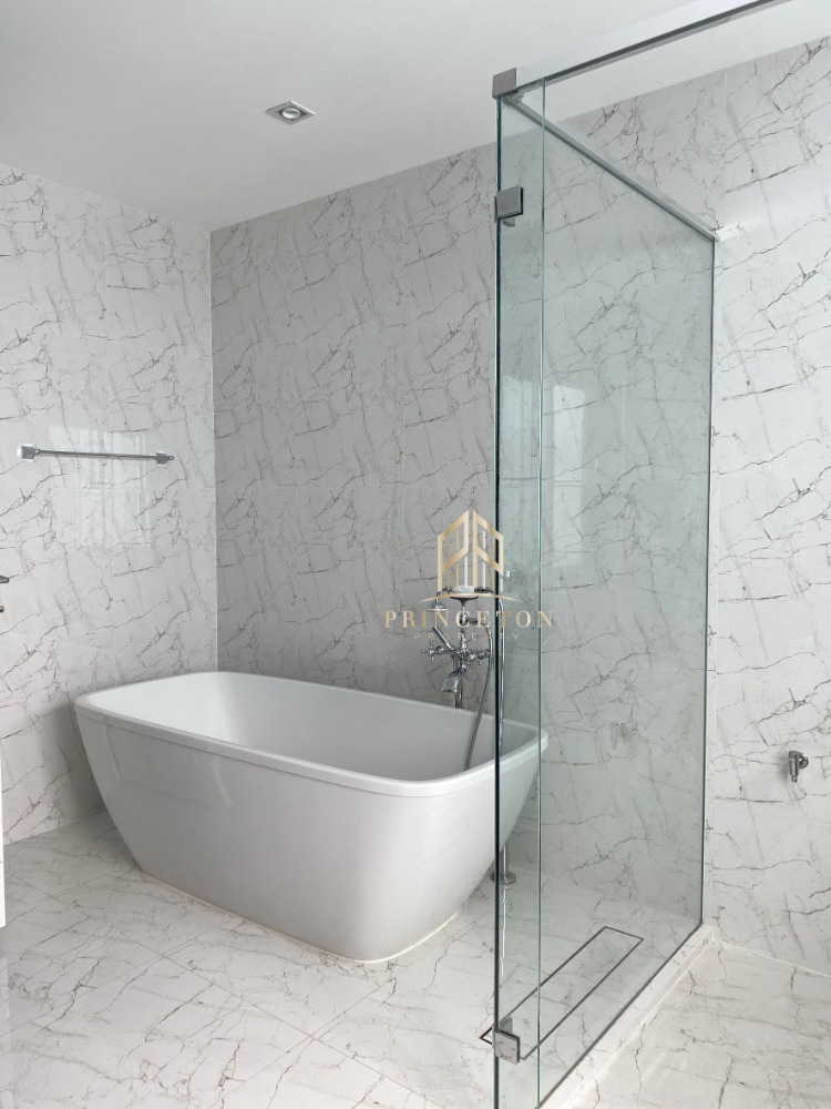 ขายบ้านบางนา แบริ่ง ลาซาล : ขายบ้านนันทวัน บางนา กม.7 บ้าน Size M ตกแต่งหรู พร้อมอยู่  Nantawan Bangna Km. 7 Size M