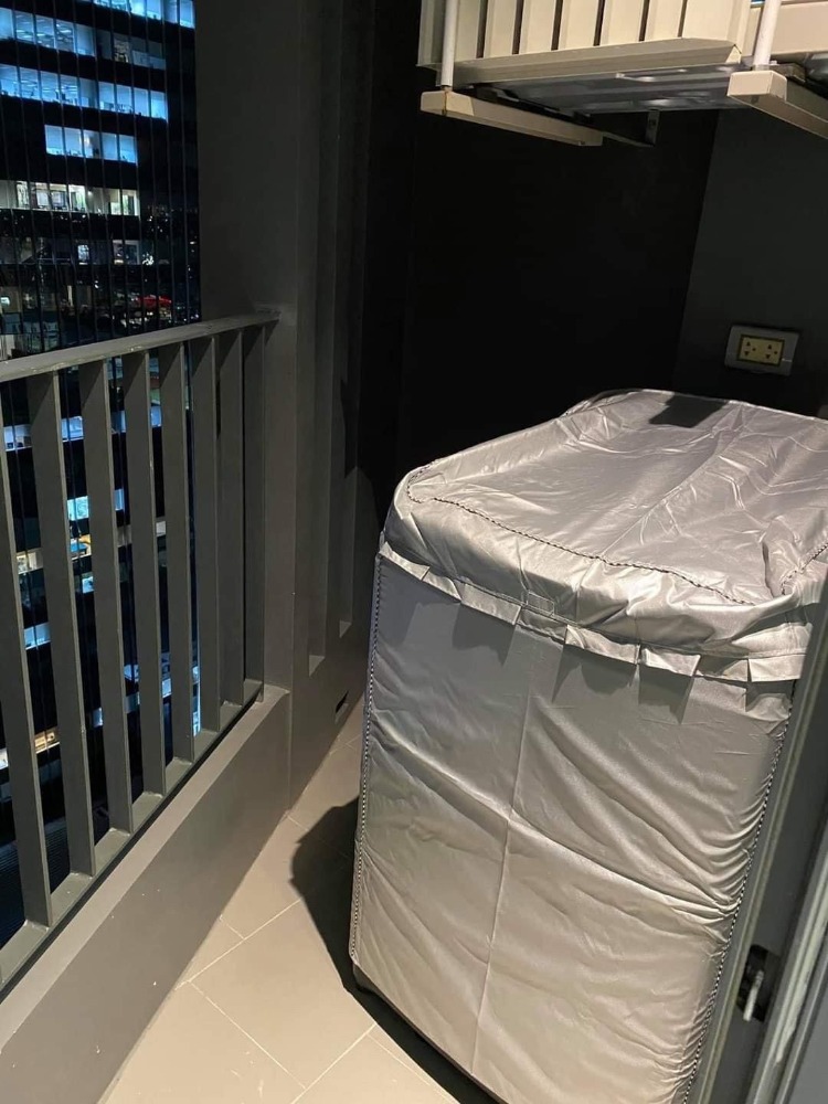 ให้เช่าคอนโดสยาม จุฬา สามย่าน : ทริปเปิ้ล วาย เรสซิเด้นซ์ ขนาด 35 ตรม.ชั้น28 ★ข้างล่างเป็น สามย่านมิตรทาวน์ ห้าง ร้านอาหาร ซุปเปอร์ 7/11 เปิด 24 ชม ★ติดสาธิตจุฬา ติดคณะนิติ ★ตลาดสามย่าน