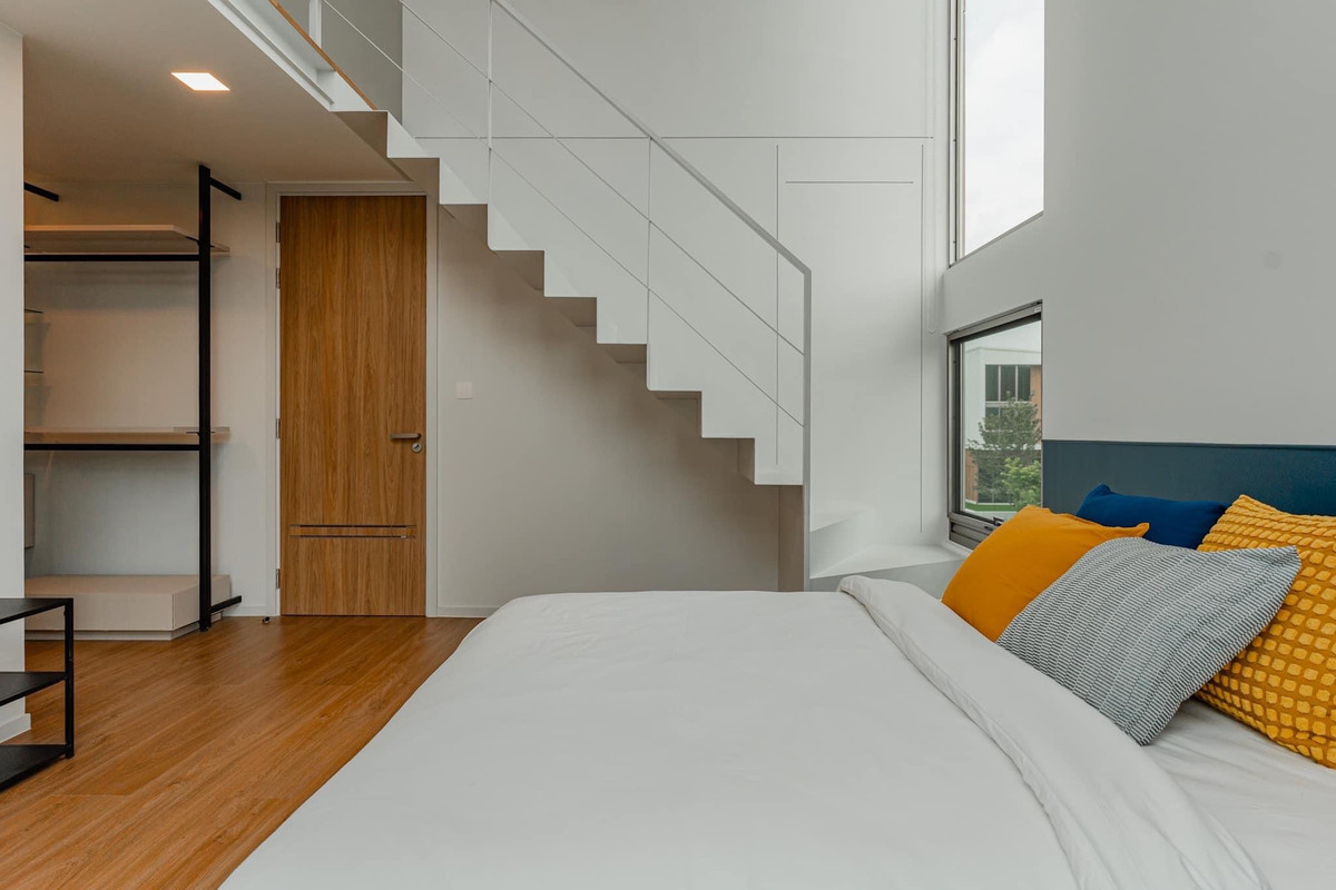 For RentHousePattanakan, Srinakarin : Single house for rent, Vive Rama 9, has a lift, 4 bedrooms, near Wellington Collage.