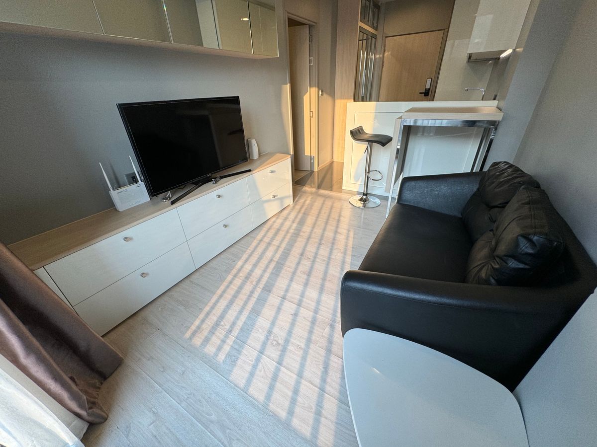 ให้เช่าคอนโดสุขุมวิท อโศก ทองหล่อ : (M Thonglor) Rent! Ready to Move-in ! I Pet Friendly I 1 BR 33.24 Sq.m. I THB 20000 (ไม่รับ Co-Agent)