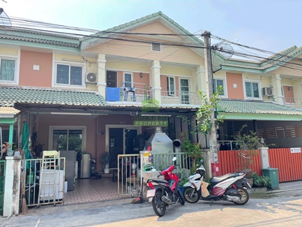 ขายบ้านปทุมธานี รังสิต ธรรมศาสตร์ : หมู่บ้านสินทรัพย์ ธัญบุรี ปทุมธานี ขายด่วน ทาวน์เฮ้าส์ 2 ชั้น เนื้อที่ 24 ตร.ว การเดินทางสะดวก พร้อมอยู่