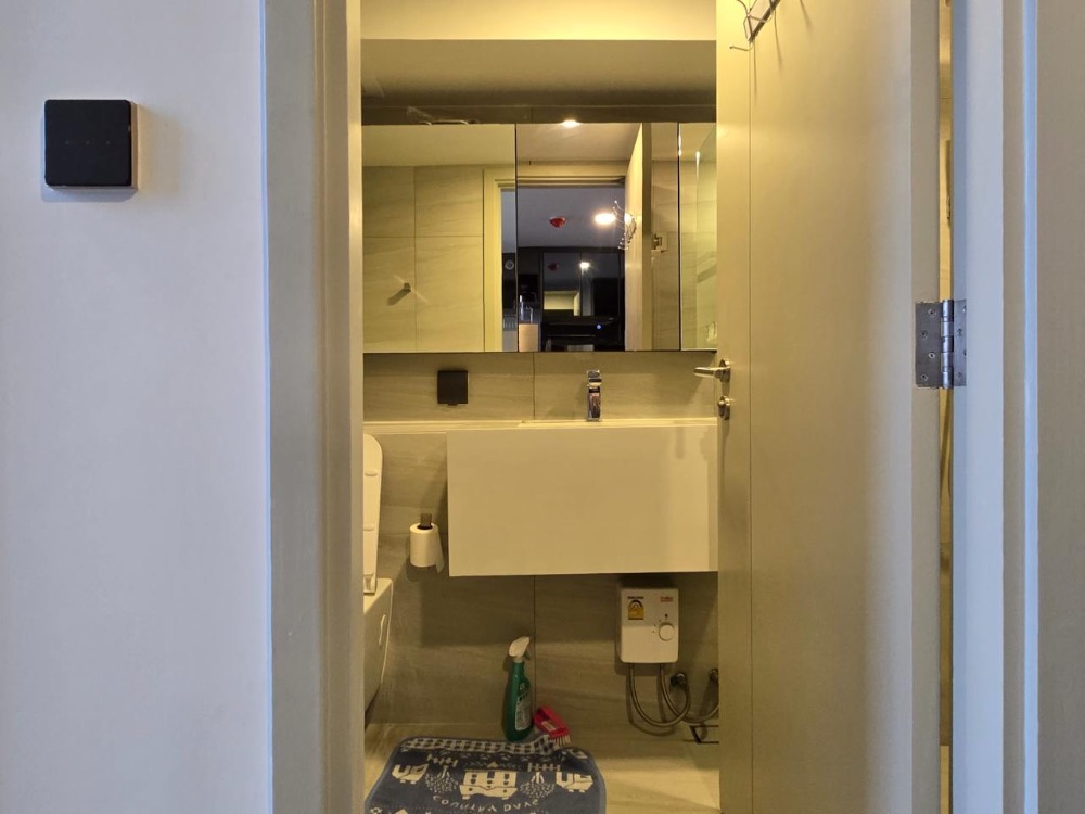 ให้เช่าคอนโดสยาม จุฬา สามย่าน : Park Origin Chula - Samyan 【𝐑𝐄𝐍𝐓】🔥 ห้องใหม่เอี่ยม! ใจกลางเมือง ส่วนกลางจัดเต็ม เดินทางสะดวก ใกล้ MRT สามย่าน🔥 ติดต่อไลน์ไอดี: @hacondo