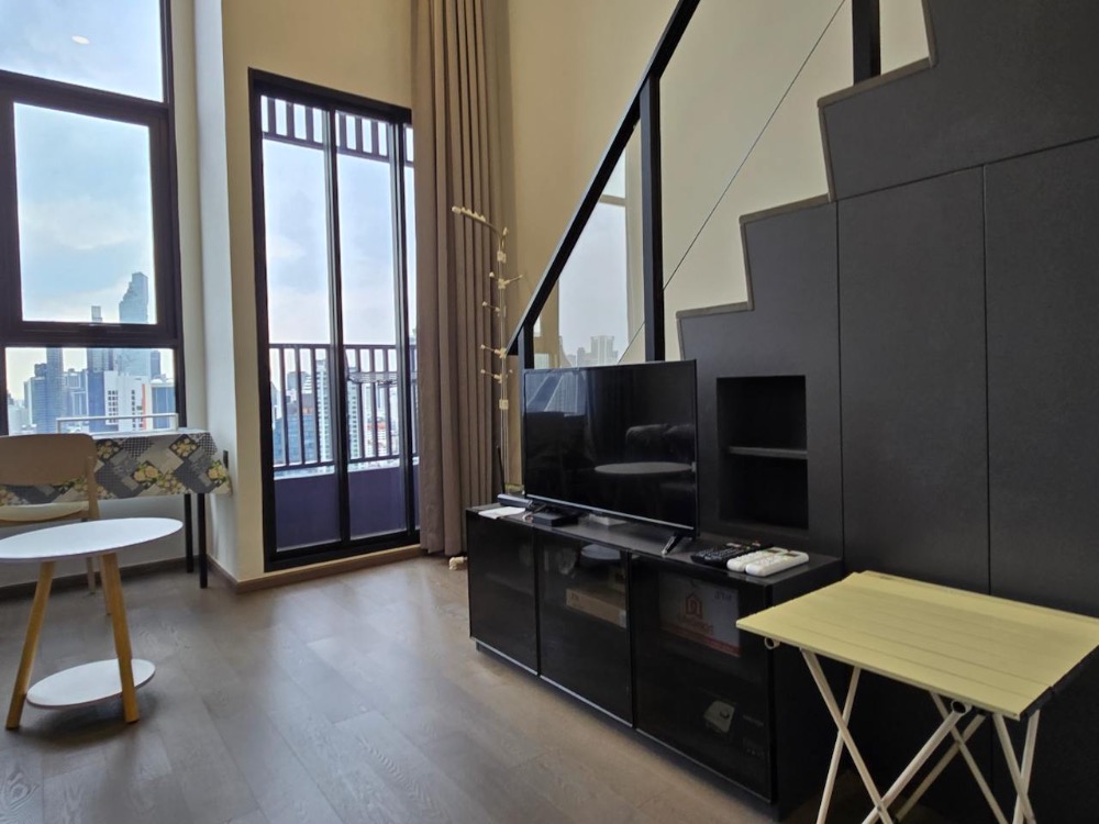 ให้เช่าคอนโดสยาม จุฬา สามย่าน : Park Origin Chula - Samyan 【𝐑𝐄𝐍𝐓】🔥 ห้องใหม่เอี่ยม! ใจกลางเมือง ส่วนกลางจัดเต็ม เดินทางสะดวก ใกล้ MRT สามย่าน🔥 ติดต่อไลน์ไอดี: @hacondo