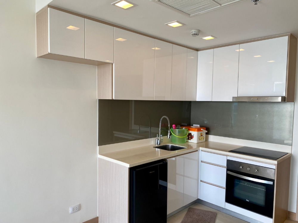 For SaleCondoPattaya, Bangsaen, Chonburi : for sale the Palm wongamat beach front 1 Bed (S03-1544)