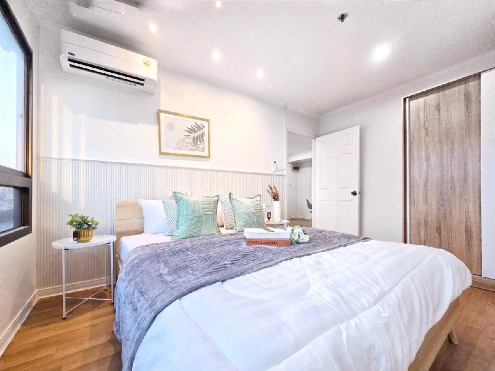 For SaleCondoThaphra, Talat Phlu, Wutthakat : ✨️✨️Good promotion..Quick deal ✨️✨️𝙒𝙤𝙬 𝙒𝙤𝙬 𝙒𝙤𝙬 Low installments..worth more than renting. Answers to every style..Condo Feel Home #Ready to move in