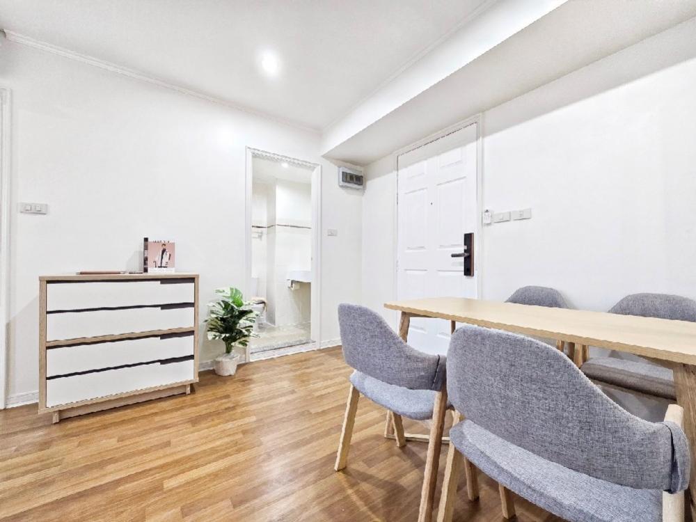 For SaleCondoThaphra, Talat Phlu, Wutthakat : ✨️✨️Good promotion..Quick deal ✨️✨️𝙒𝙤𝙬 𝙒𝙤𝙬 𝙒𝙤𝙬 Low installments..worth more than renting. Answers to every style..Condo Feel Home #Ready to move in