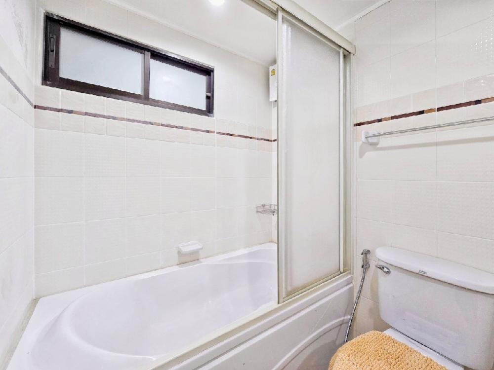 For SaleCondoThaphra, Talat Phlu, Wutthakat : ✨️✨️Good promotion..Quick deal ✨️✨️𝙒𝙤𝙬 𝙒𝙤𝙬 𝙒𝙤𝙬 Low installments..worth more than renting. Answers to every style..Condo Feel Home #Ready to move in