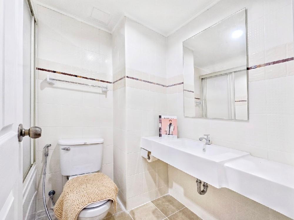 For SaleCondoThaphra, Talat Phlu, Wutthakat : ✨️✨️Good promotion..Quick deal ✨️✨️𝙒𝙤𝙬 𝙒𝙤𝙬 𝙒𝙤𝙬 Low installments..worth more than renting. Answers to every style..Condo Feel Home #Ready to move in