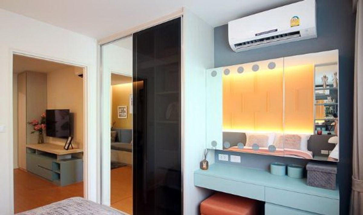 For SaleCondoEakachai, Bang Bon : For sale Lumpini Condotown Ekachai 48 Lumpini Condotown Ekachai 48 near MRT Bang Khae, large room, separate kitchen, 1 bedroom, size 34 sq m. Central area, beautiful and complete, convenient travel to Ekachai, Bang Bon, Central Rama 2, Bang Pakok Hospital