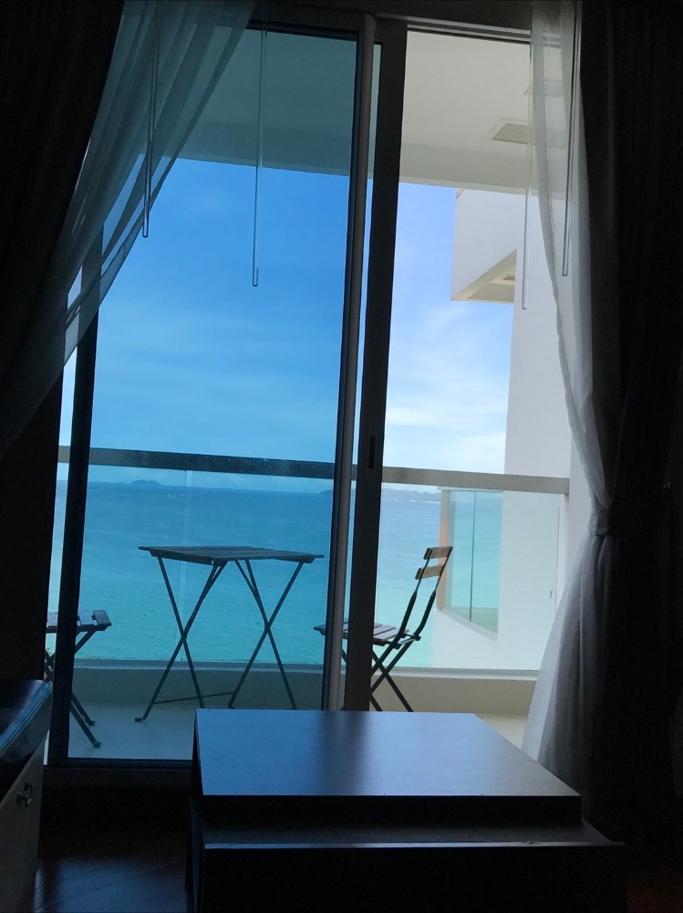 For SaleCondoPattaya, Bangsaen, Chonburi : For Sale: Studio Room at The Palm Wongamat Beachfront Pattaya