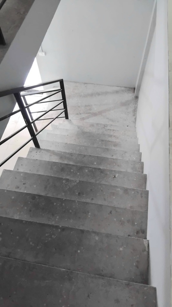 ขายอาคารพาณิชย์นนทบุรี บางใหญ่ บางบัวทอง : ขายอาคาร 3 ชั้น #ซอยกันตนา  เนื้อที่ 53.40 ตรว.#ราคาถูก #ห้องริมสุด ราคา 5.90 ลบ.#Office #warehouse