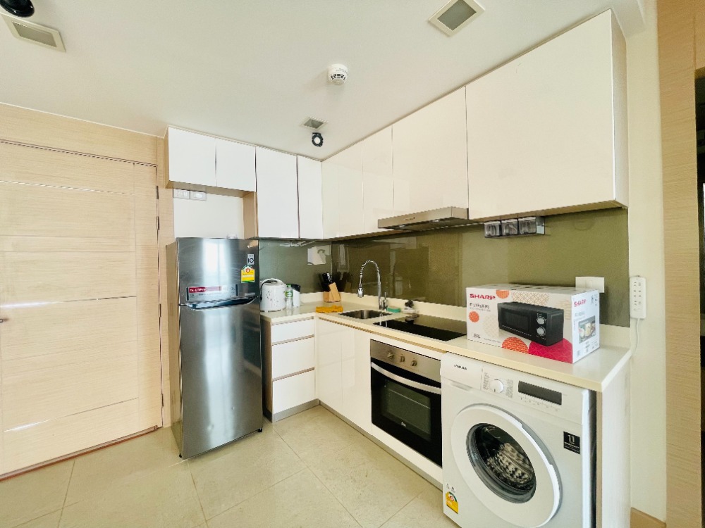 For SaleCondoPattaya, Bangsaen, Chonburi : For sell Penthouse The Palm Wongamat beach Front Pattaya 207Sq.m and rooftop floor (S03-1085)