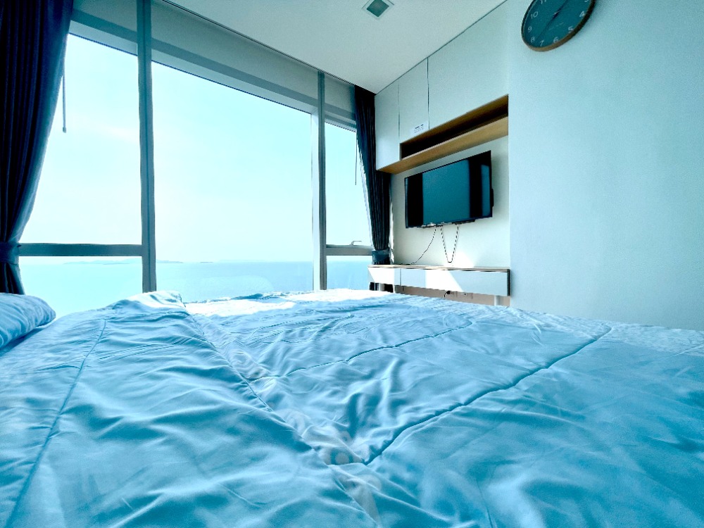 For SaleCondoPattaya, Bangsaen, Chonburi : For sell Penthouse The Palm Wongamat beach Front Pattaya 207Sq.m and rooftop floor (S03-1085)