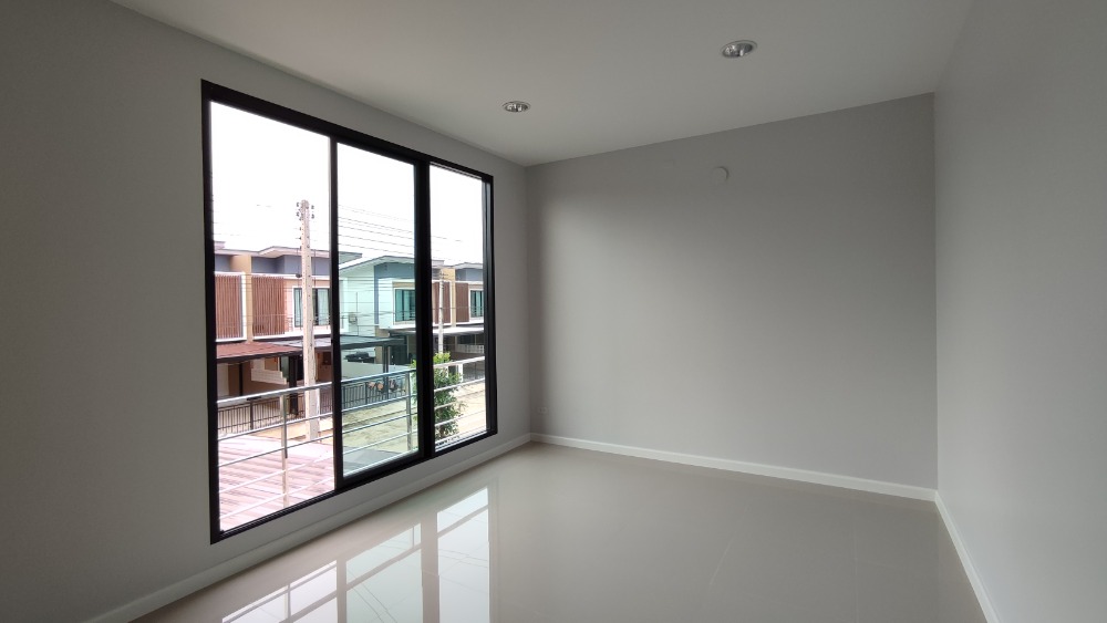 ขายบ้านพุทธมณฑล ศาลายา : บ้านแฝด 2ชั้น พุทธมณฑลสาย4 โครงการใหม่ มือ1 จากบ้านหลังสวน