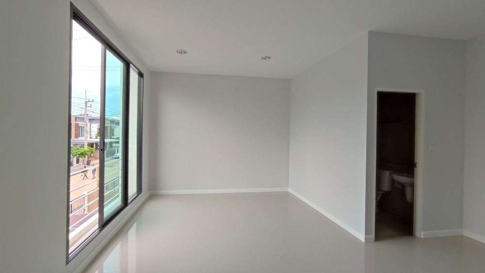 ขายบ้านพุทธมณฑล ศาลายา : บ้านแฝด 2ชั้น พุทธมณฑลสาย4 โครงการใหม่ มือ1 จากบ้านหลังสวน