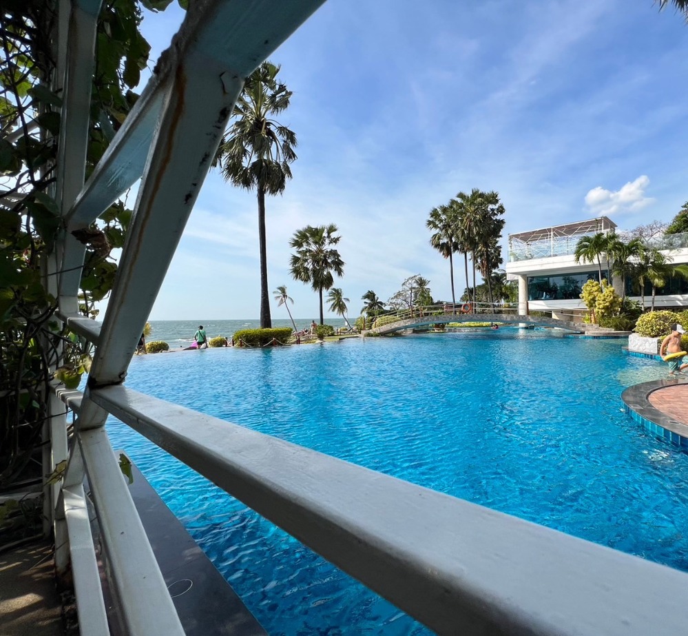 For SaleCondoPattaya, Bangsaen, Chonburi : For Sale Condo the palm wongamat beach Front pattaya 2 Beds higjt floor