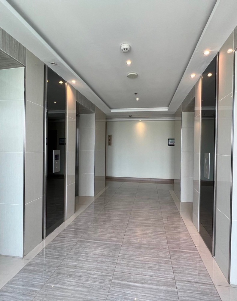 For SaleCondoPattaya, Bangsaen, Chonburi : For Sale Condo the palm wongamat beach Front pattaya 2 Beds higjt floor