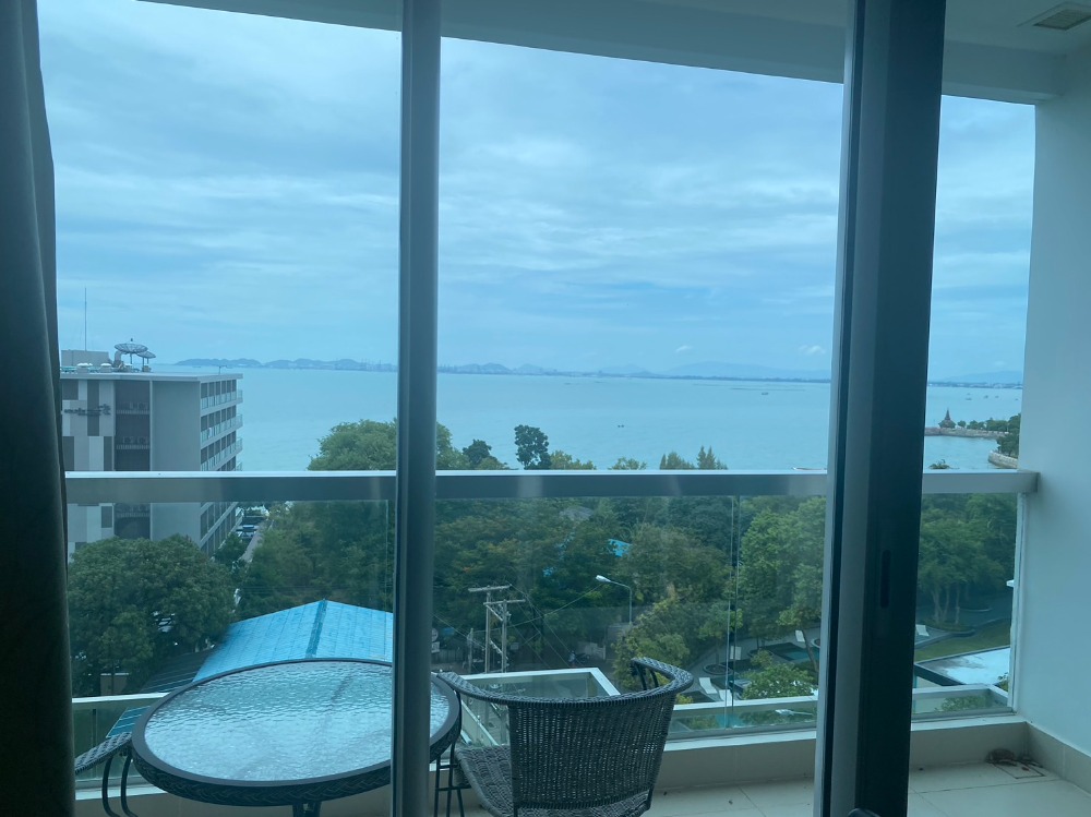 For SaleCondoPattaya, Bangsaen, Chonburi : For sale Condo the palm wongamt beach front pattaya studio type (S03-1475)