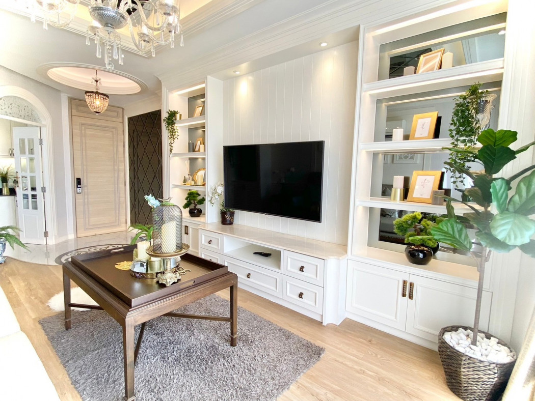 For RentCondoSukhumvit, Asoke, Thonglor : Condo for rent, location in the heart of the city, Park Origin Phrom Phong, 96 sq m., near the BTS and MRT lines at Asoke station.