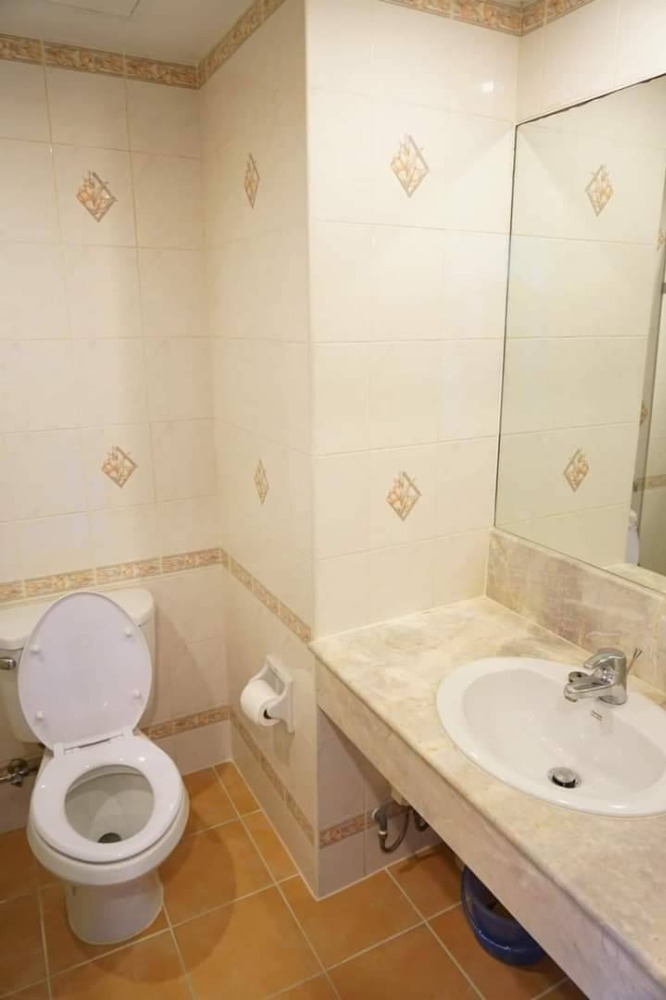 For RentCondoSilom, Saladaeng, Bangrak : 💥DL-1910💥Silom Terrace   👉Line : @cozycondo