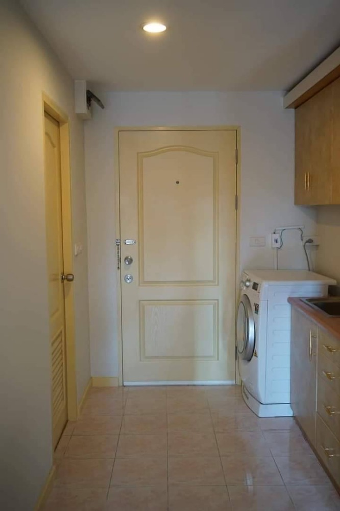 For RentCondoSilom, Saladaeng, Bangrak : 💥DL-1910💥Silom Terrace   👉Line : @cozycondo