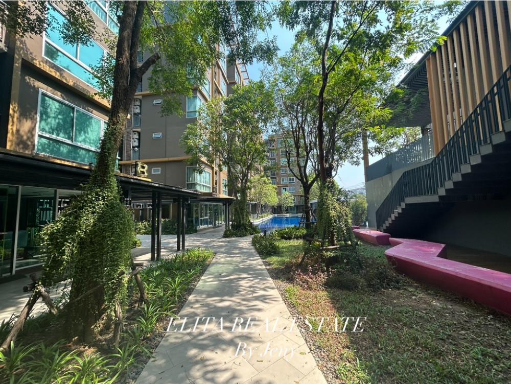 For SaleCondoKasetsart, Ratchayothin : ‼ ️ Urgent sale‼ ️ Metro Luxe Kaset Condo Decoration Room Build In Ready to carry 2 beds in 2 bathrooms, corner room, 7th floor, private garden view, near RS, Pakkhi Kit Senanikhom Road, Chatuchak, Bangkok, near the Green Line BTS station, only 4 million 