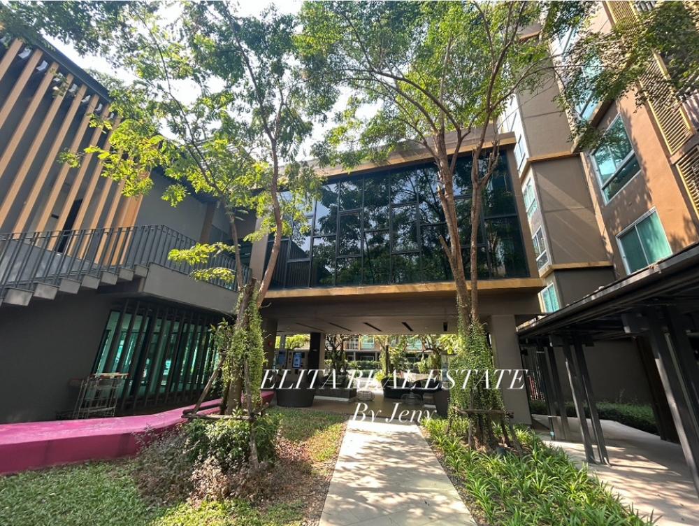 For SaleCondoKasetsart, Ratchayothin : ‼ ️ Urgent sale‼ ️ Metro Luxe Kaset Condo Decoration Room Build In Ready to carry 2 beds in 2 bathrooms, corner room, 7th floor, private garden view, near RS, Pakkhi Kit Senanikhom Road, Chatuchak, Bangkok, near the Green Line BTS station, only 4 million 
