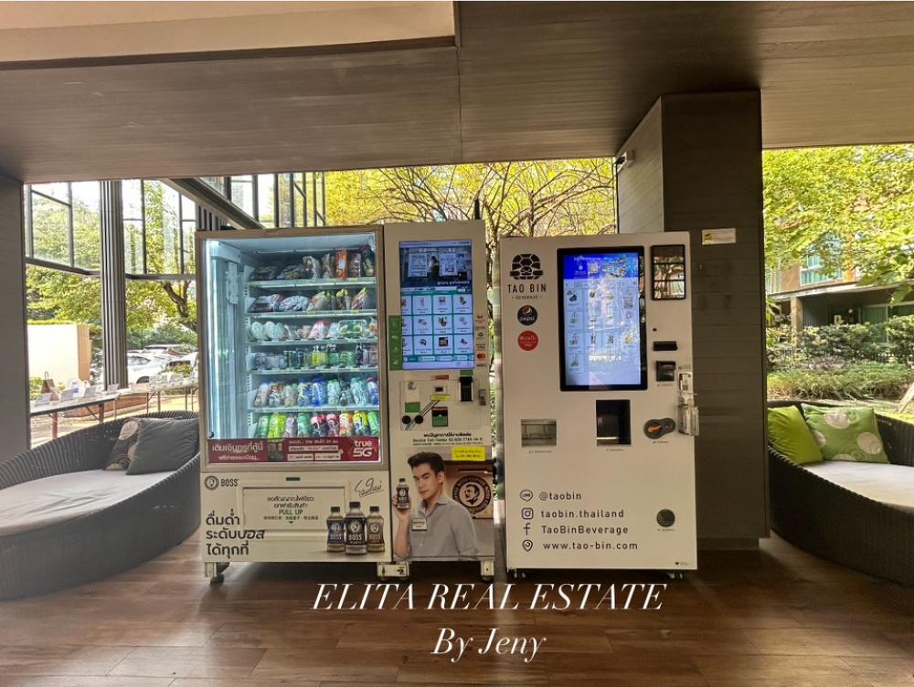 For SaleCondoKasetsart, Ratchayothin : ‼ ️ Urgent sale‼ ️ Metro Luxe Kaset Condo Decoration Room Build In Ready to carry 2 beds in 2 bathrooms, corner room, 7th floor, private garden view, near RS, Pakkhi Kit Senanikhom Road, Chatuchak, Bangkok, near the Green Line BTS station, only 4 million 